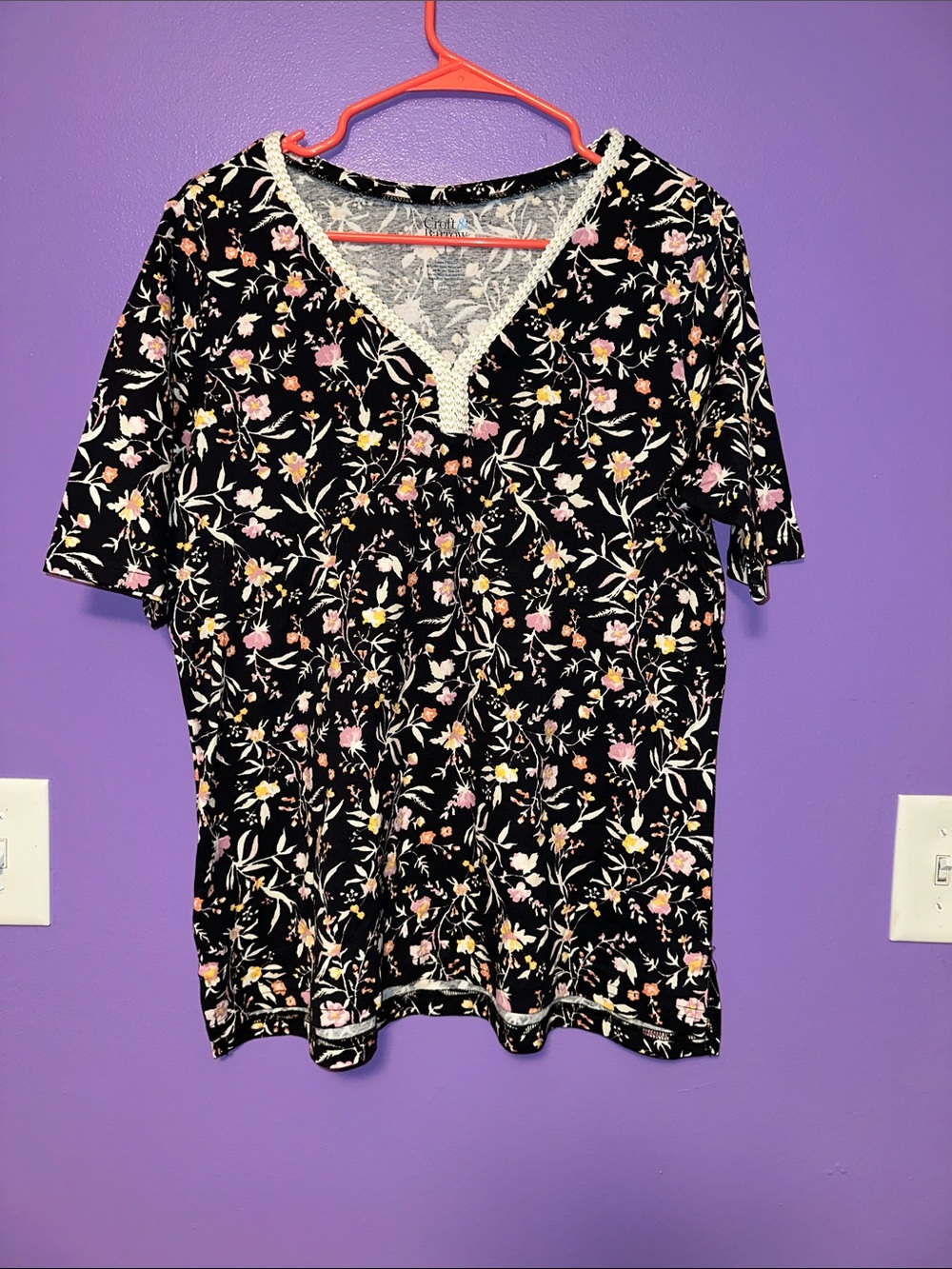 croft & barrow Black Short-Sleeve Floral V-Neck Top with Lace Trim